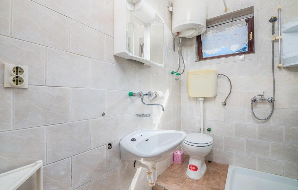 Apartmani Mile Krk Town Buitenkant foto
